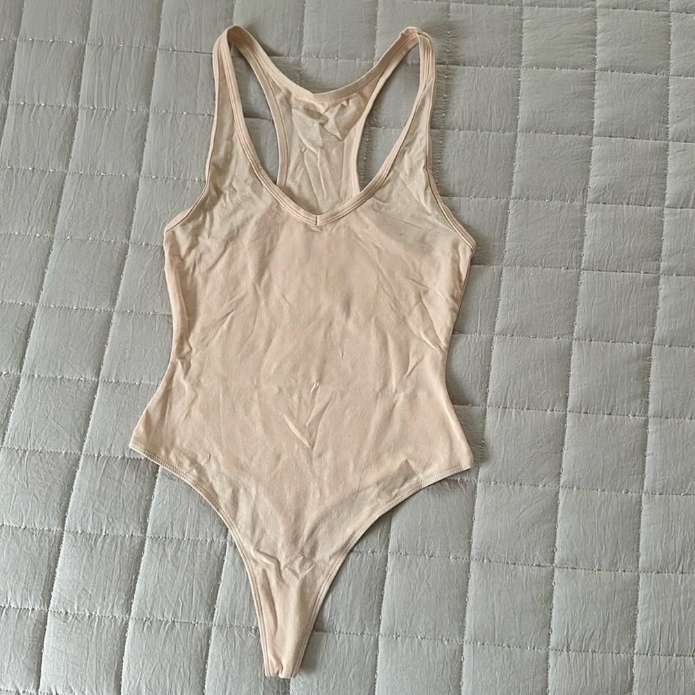 ARITZIA TNA ROCKFALL BODYSUIT